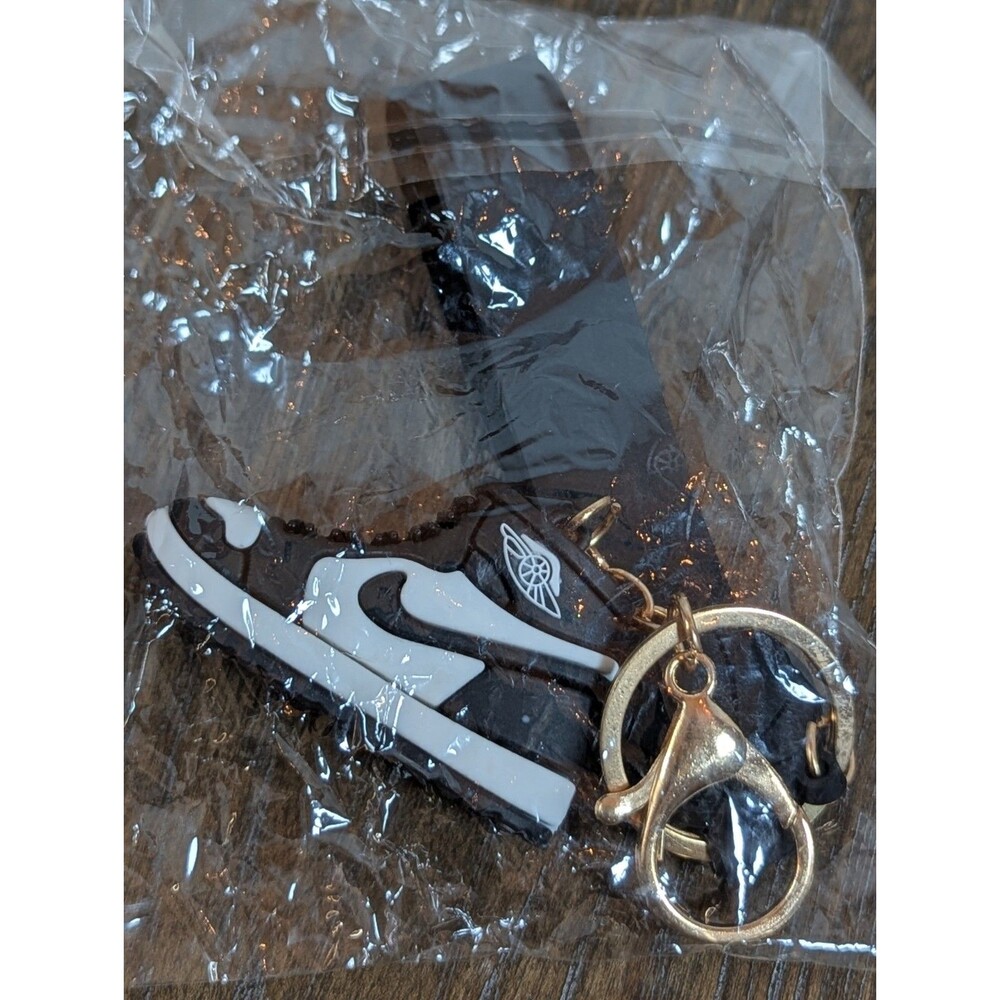 NIP Nike Air Jordan Sneaker Key Chain White Black Forever Sports Basketball - Picture 2 of 5